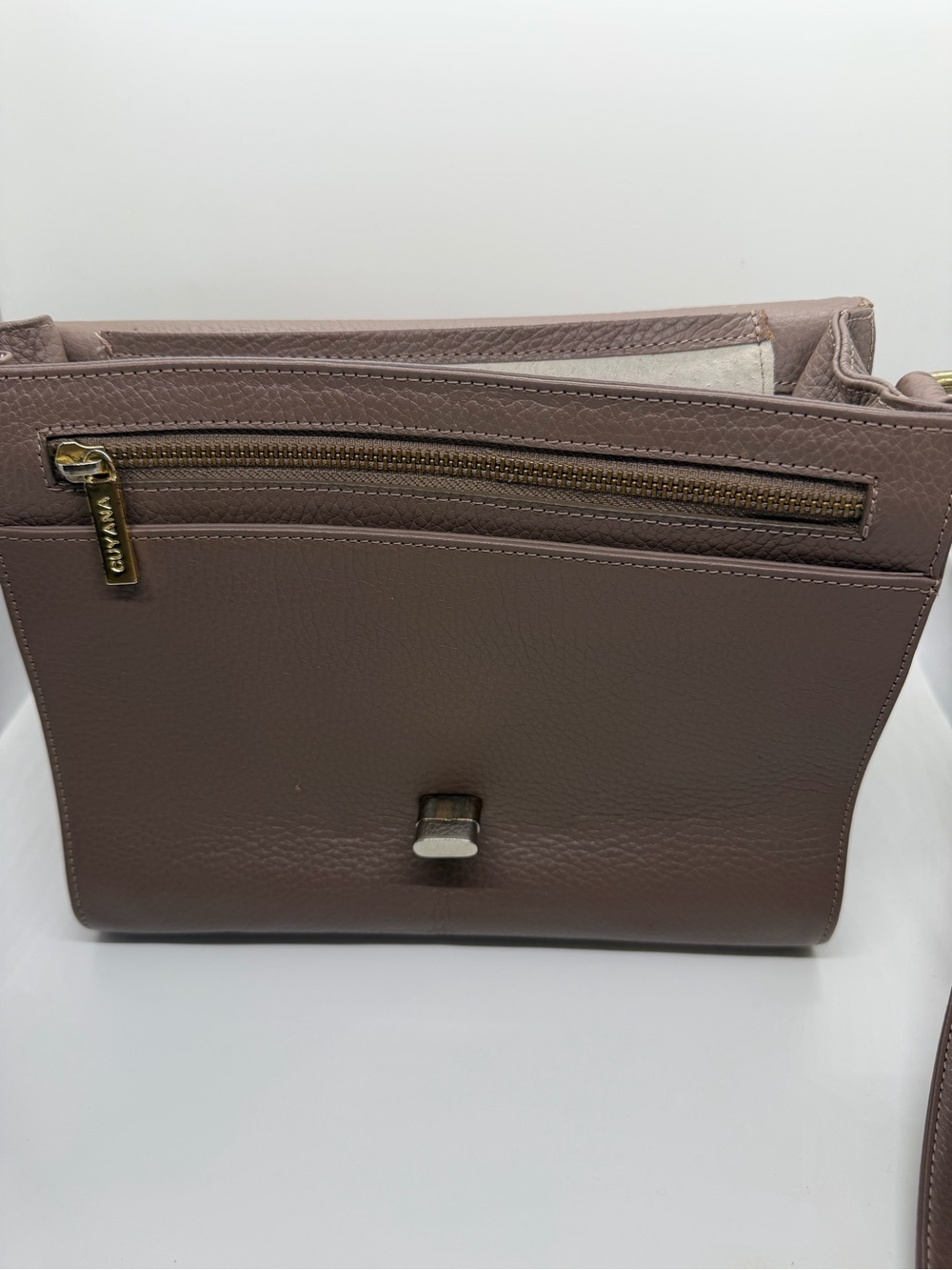 Cuyana Flap Crossbody Bag, Genuine Leather - Picture 4 of 16